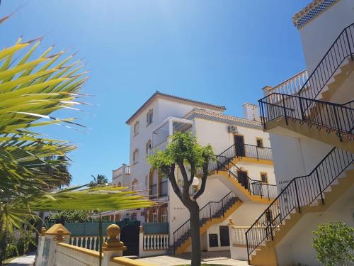 Apartment near beach, 3 bedrooms, garage