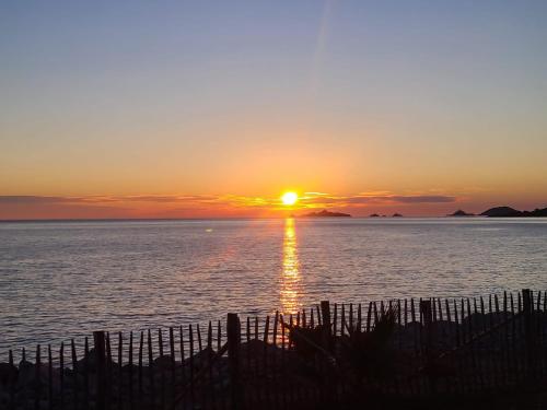 CAMPING 3* / GORGES DU VERDON / POUR 2 PERS/ LAVANDE / ACTIVITÉS/A 2 MN DU LAC DE STE CROIXI