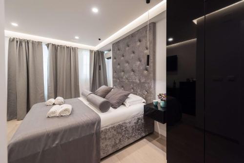 10 Heritage Rooms