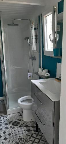 Ένα μπάνιο στο Le bois des Mottouses