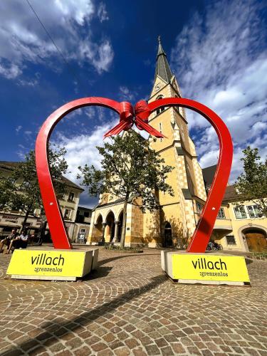 Foto dalla galleria di Apartment AUSZEIT im HERZEN von VILLACH mit Privatgarage a Villach