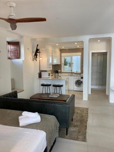 Apartment 3 Old Town Charm Lagos