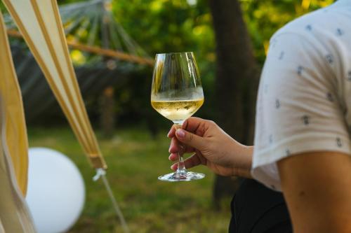 Nápoje v ubytování Vrelo Glamping