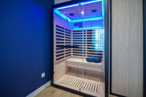 Ένα μπάνιο στο Lulu Apartments - LAGUNA - Apartament dwupokojowy - Sauna Netflix Chill PS4 - Blisko morza !