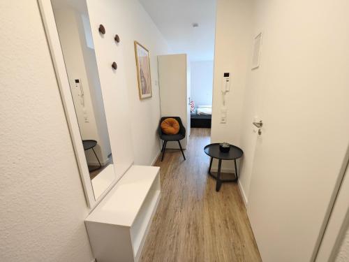 Gallery image of TiCasa Gold-Zentral-Outlet-Aufzug-Stylisch-Unique in Metzingen