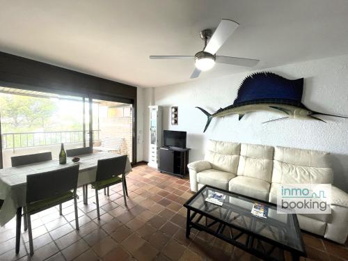 Sun Beach Margon Salou , vistas al Mar, piscina y PK