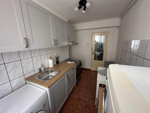 Nhà bếp/bếp nhỏ tại Planet Nine Apartment