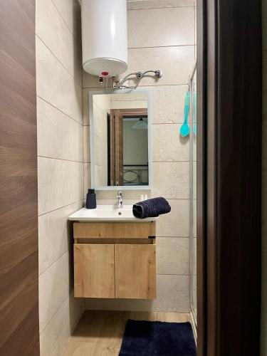 Bany a Mayflower Flat, Flat 12