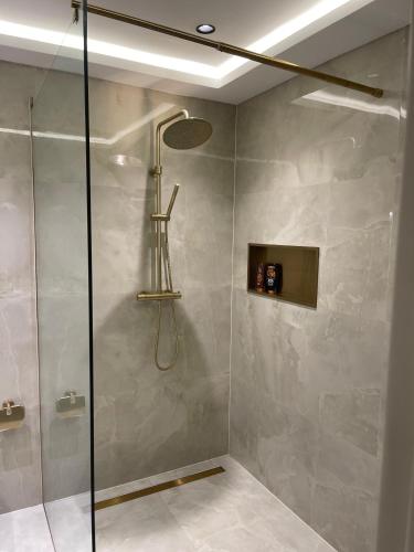 Ένα μπάνιο στο Hilton Tanger Penthouse 17