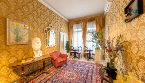 Posezení v ubytování Luxury Suites in Venice-Friendly Venice Suites