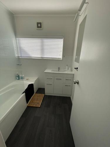 Ένα μπάνιο στο Home away from Home