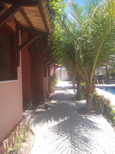 Taman di luar Farol Village