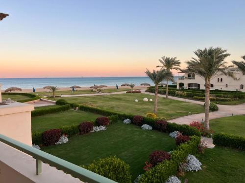 For Elite Families I La Vista 5 Seafront 265m Luxury Villa