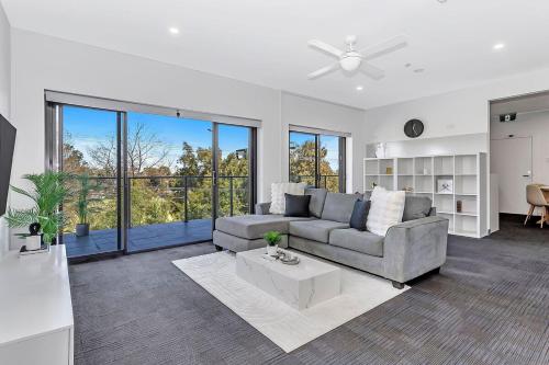 Posezení v ubytování City-Edge Living with Sweeping Views - North Adelaide