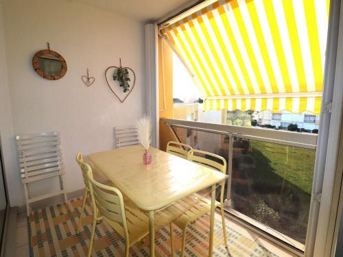 Spacieux 3 Pièces Climatisé avec Terrasse et Garage - FR-1-307-281