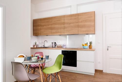 Regina Apartment