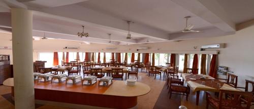 Restaurace v ubytování Saras Tourist Resort