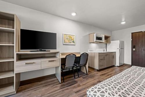 Η κουζίνα ή μικρή κουζίνα στο WoodSpring Suites Columbia - Irmo