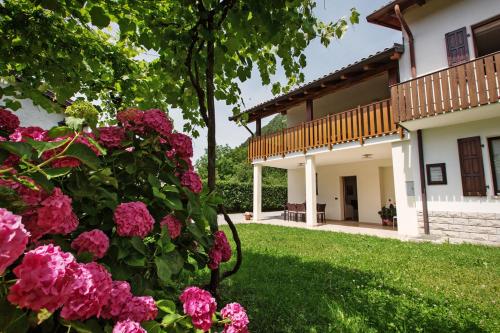 Albergo Diffuso Tolmezzoにある庭
