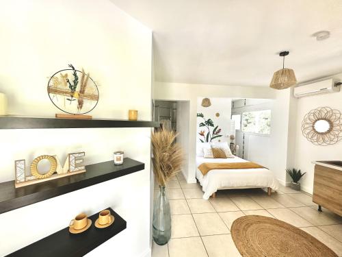 Gallery image of Studio Chill' avec piscine au cœur du Gosier - Plage et restos à proximité - in Le Gosier