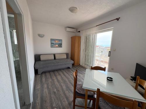 Gambar di galeri bagi Apartment Makarska M&I, FREE PRIVATE PARKING di Makarska