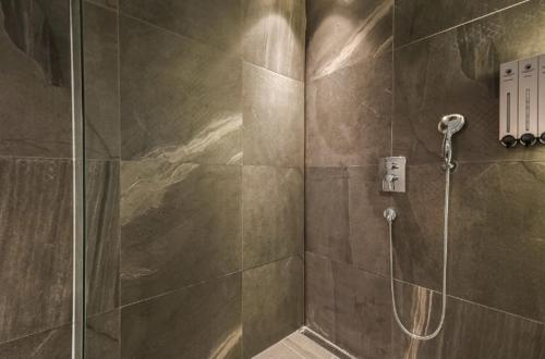 Ένα μπάνιο στο Awesome Boutique Hotel