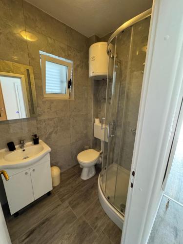 Gambar di galeri bagi Apartment Makarska M&I, FREE PRIVATE PARKING di Makarska