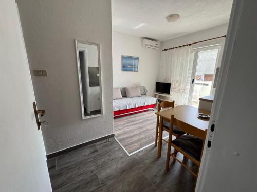 Gambar di galeri bagi Apartment Makarska M&I, FREE PRIVATE PARKING di Makarska