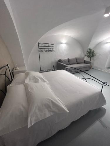 White Dome Retriet photo 26