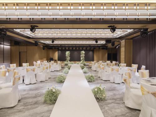 Restoran või mõni muu söögikoht majutusasutuses Amber Pure Hill Hotels & Resorts Jeju