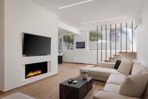 Athena's Lemon Grove Glyfada