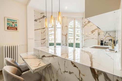 Photo de la galerie de l'établissement LE PASTEUR pour tout confort en plein cœur de Cannes, à Cannes