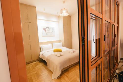 Cozy koukaki apartment
