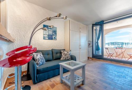 La Marina l Views & Parking l Shellter Rentals