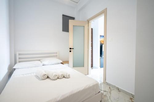Elegant Apartment in Glyfada 2 Bdrms by MPS