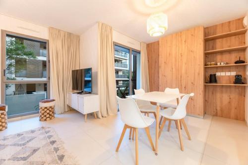 Studio Résistance l Central l Shellter Rentals