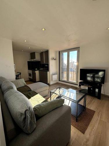 F2 Toits Ecusson 4 pers. Eglise St Anne 5 min Com