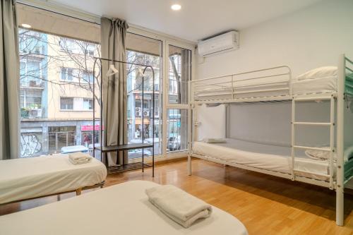 HolidaysBCN Rooms