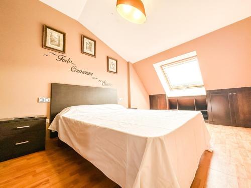 Gallery image of Apartamento Aicano by ALÔGA in Cee