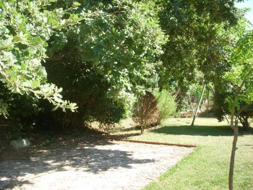 Taman di luar La Bastide du Bouchou