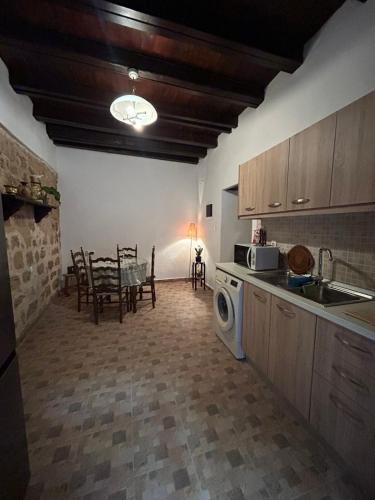 Zoe House-Old Town