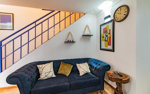 Χώρος καθιστικού στο Blue Haven Double Storey Home in Kisaasi Kampala