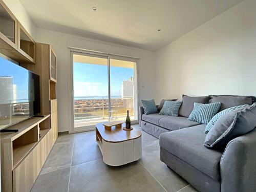 Superbe T3 rénové avec balcon face mer - FR-1-646-86