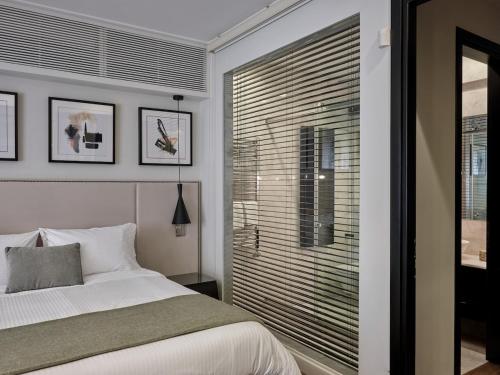 Stylish Elite 2bd apt in Kolonaki
