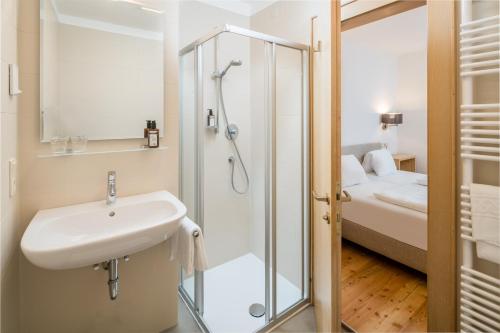 Koupelna v ubytování Hotel Greif