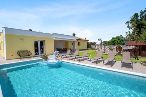 Fotografie z fotogalerie ubytování Villa Mila v destinaci Kunj