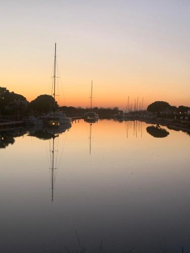 Grande Maison au bord du lac Salonique