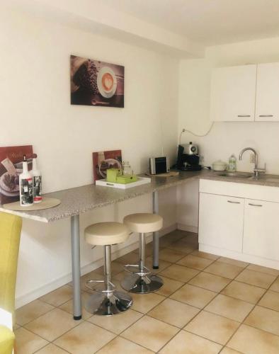Kuchyň nebo kuchyňský kout v ubytování Ferienwohnung Feldmann