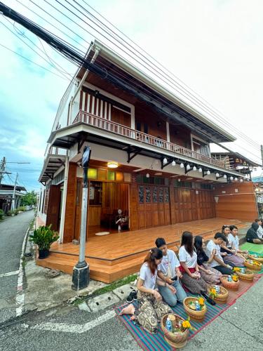 Hosté ubytování จันทร์มีสุข เชียงคาน