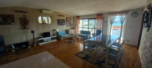 Blue Lagoon Apartment Platinum